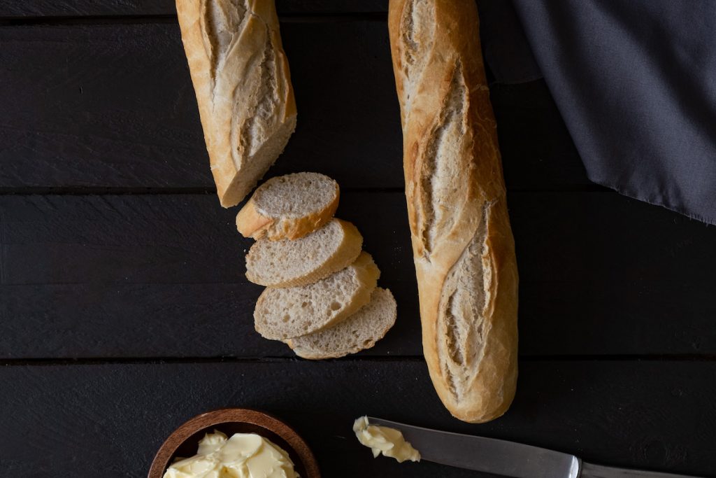 If you're looking for a delicious way to enjoy France's famous bread, look no further than the baguette. This long and thin loaf is perfect for slicing and enjoying with a variety of toppings. From simple butter and jam to more elaborate spreads, these loaves are sure to please. So why not try out a few different places until you find your favorite?