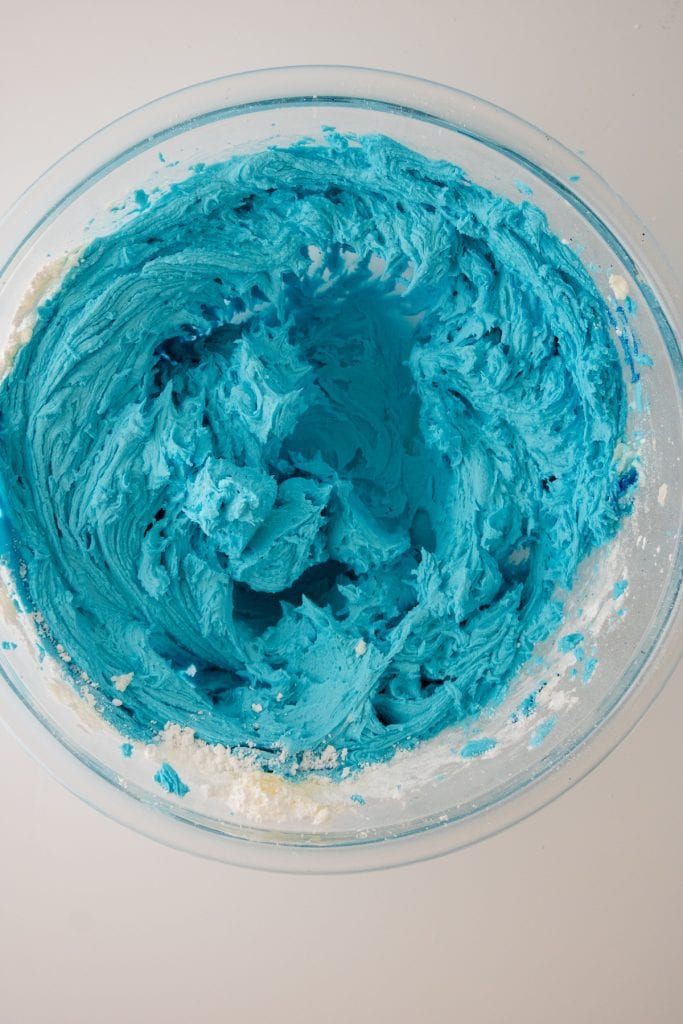 Blue Cookie Monster Cupcakes - Step 8