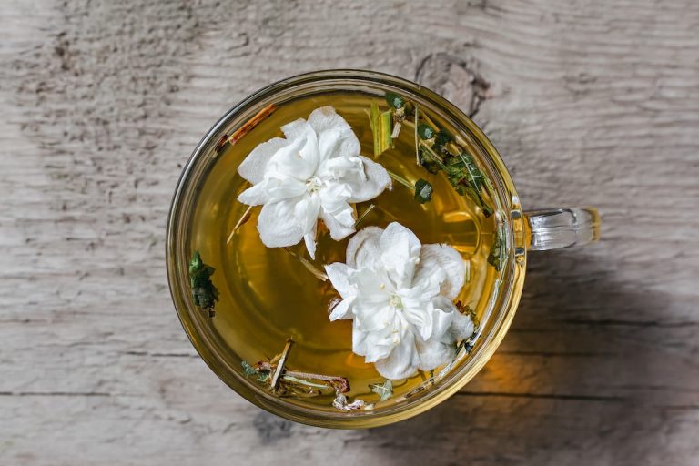 What Does Jasmine Tea Taste Like? Is Jasmine Tea Tasty?