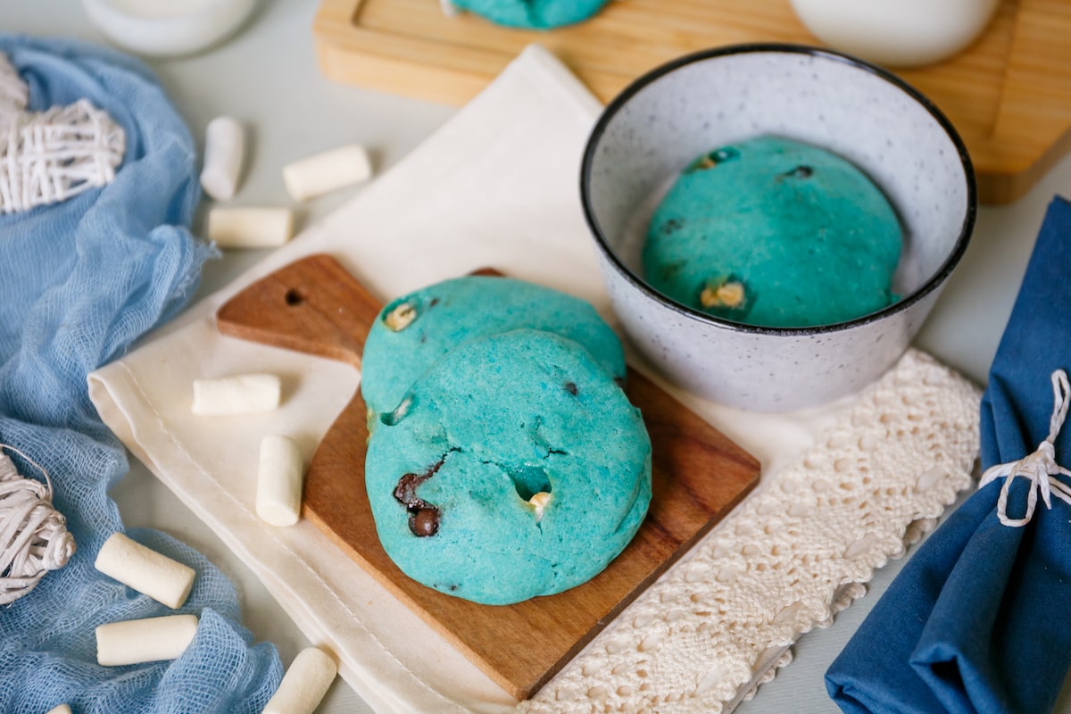 gooey monster cookies