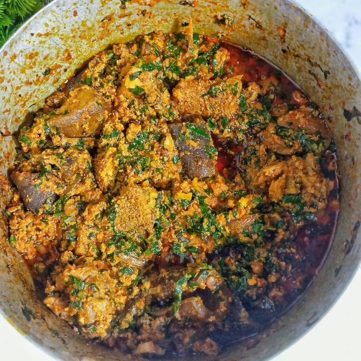 [VIDEO] Pounded Yam and Egusi Soup How To Make Egusi Soup