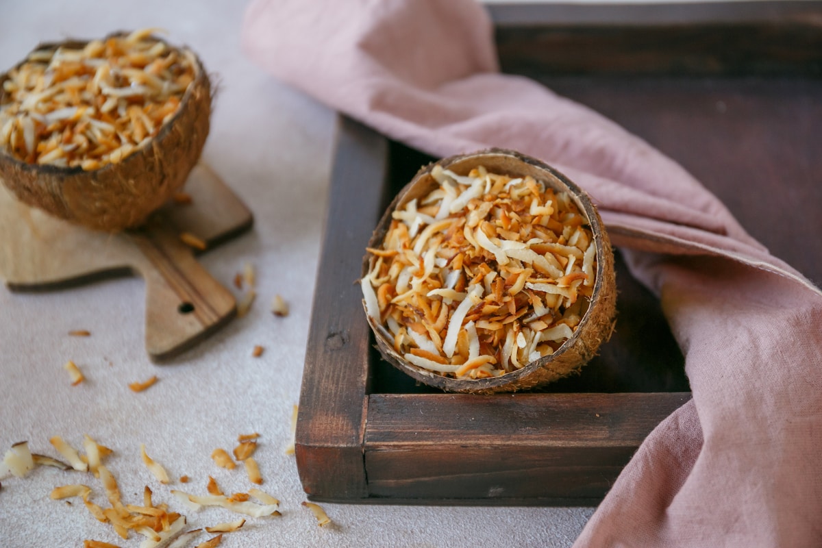 how-to-make-crunchy-nigerian-coconut-candy-3-ingredients