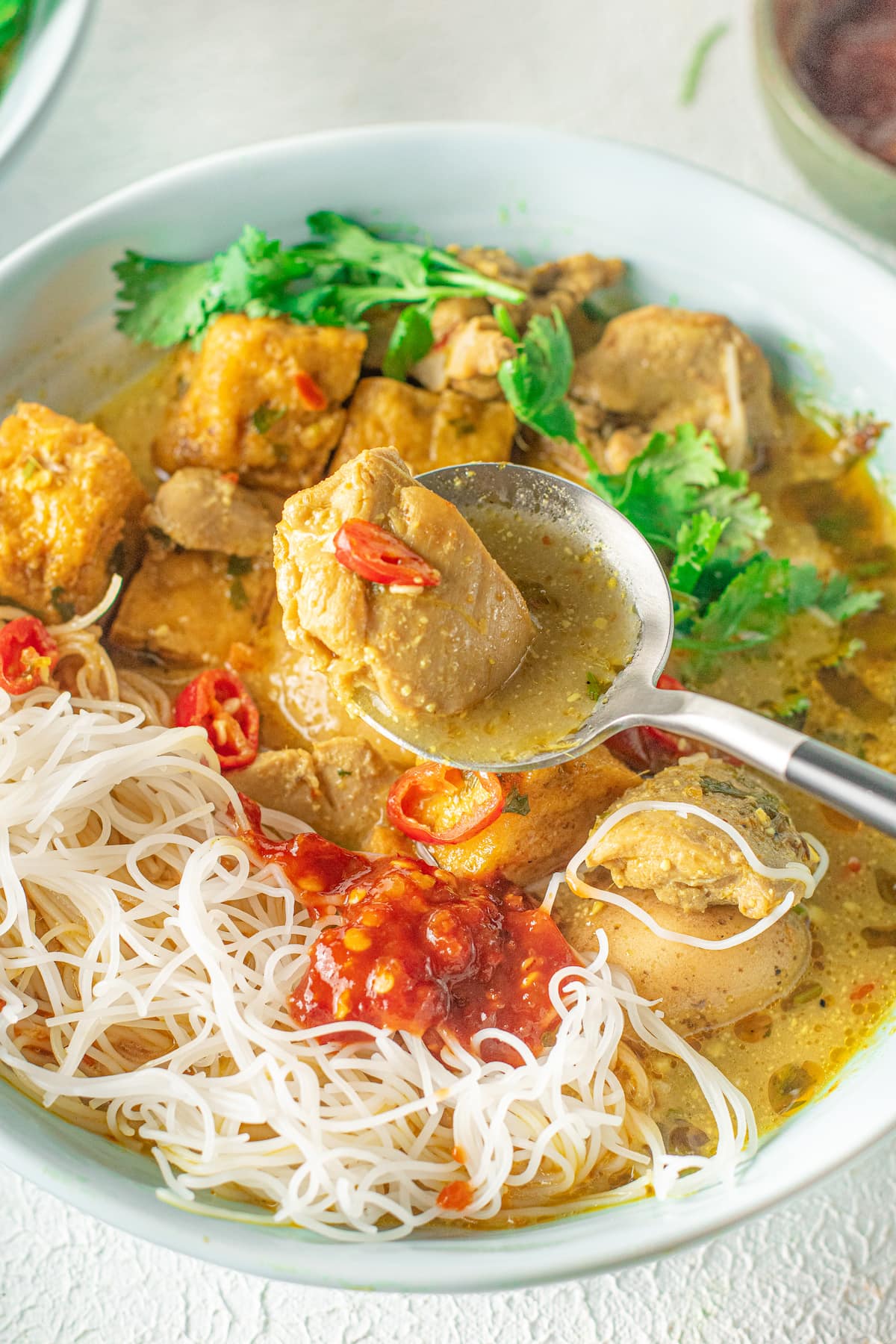 Easy Chicken Laksa Curry Recipe: 30 Mins Malaysian Curry