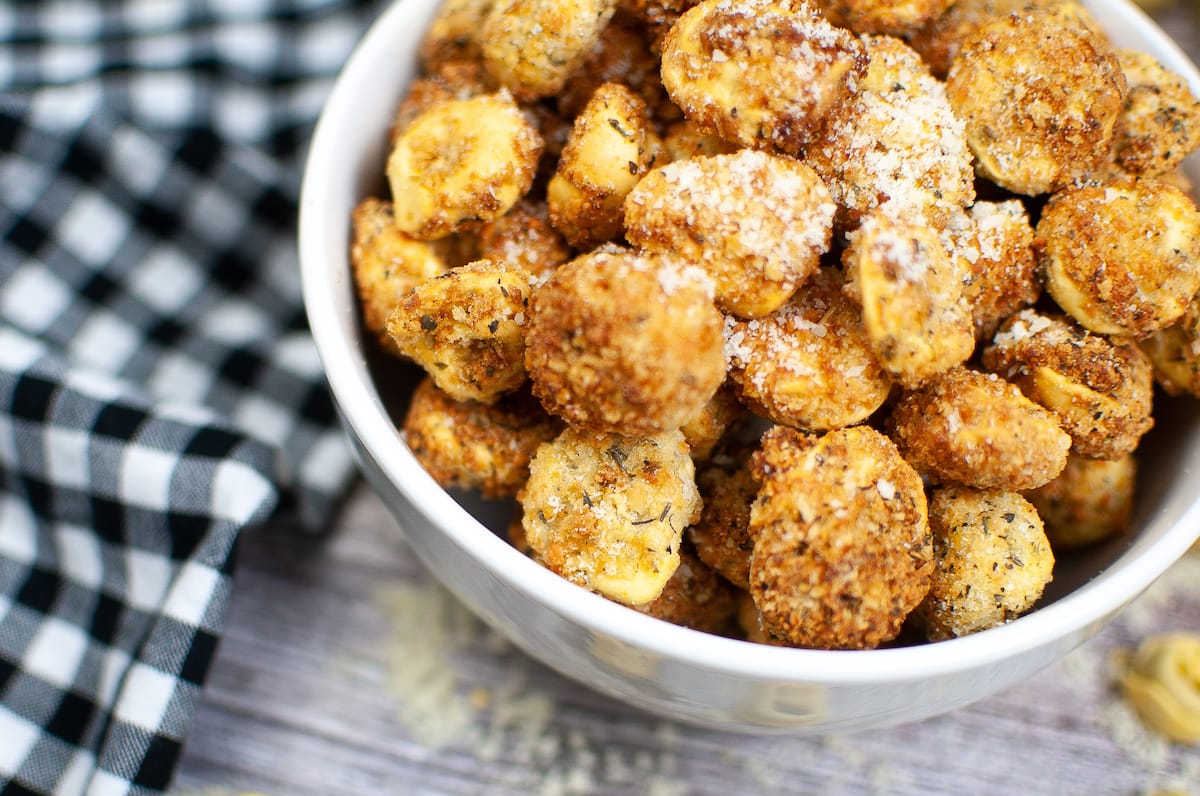 Cheesy and Crispy Air Fryer Tortellini Ready in 25 Mins