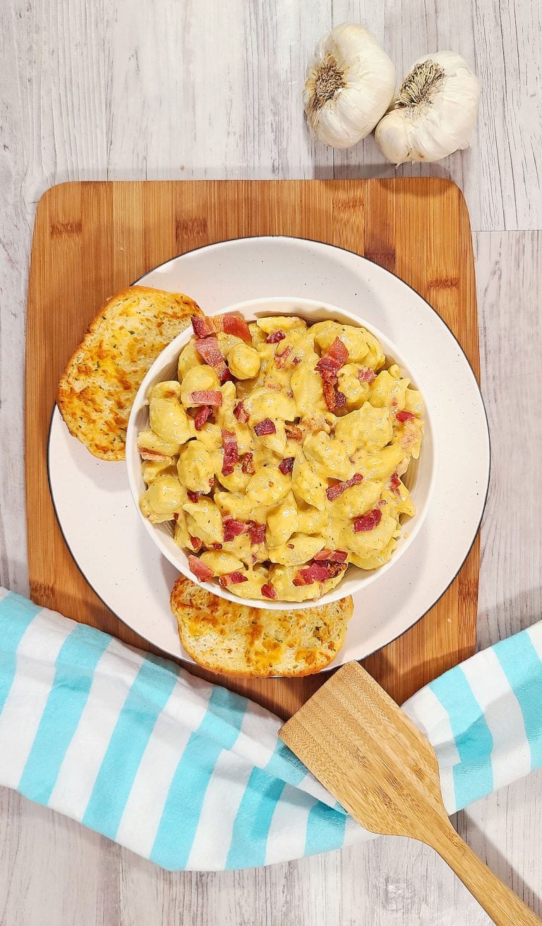 Easy One Skillet Bacon Mac And Cheese With A Twist