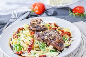 What To Serve With Steak Gorgonzola