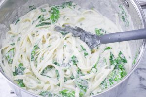 steak gorgonzola alfredo