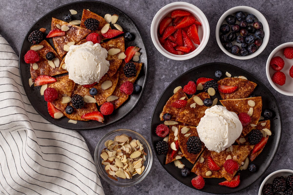 Easy Cinnamon Mixed Berry Dessert Nachos Recipe