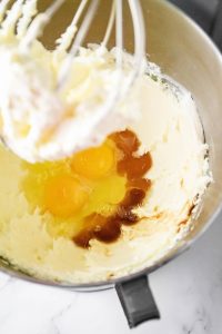 peanut butter and jelly cheesecake bars