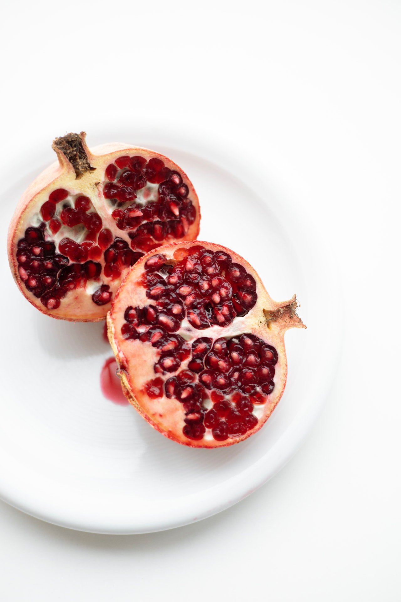 What Do Pomegranates Taste Like? Do Pomegranates Taste Good?