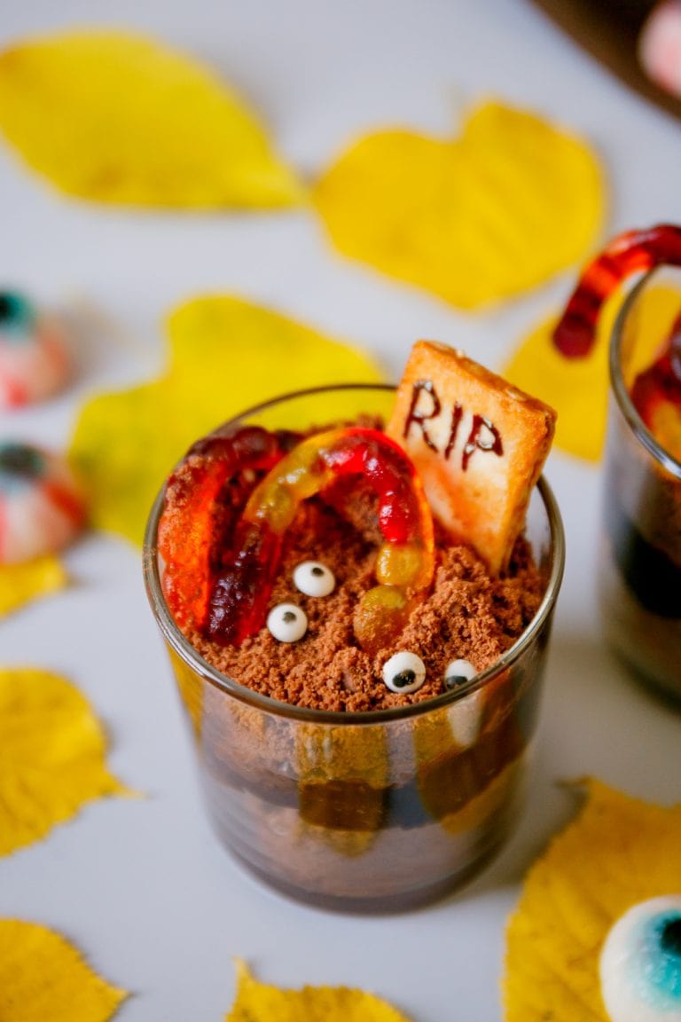 Graveyard Pudding Cups