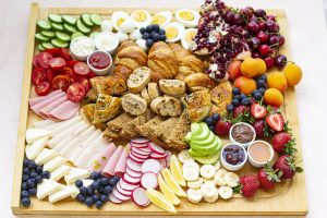 How Many People Can A Breakfast Charcuterie Board Feed