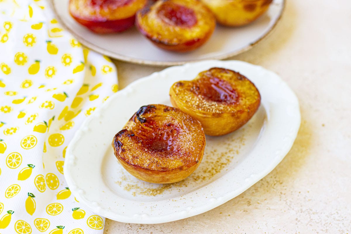 Easy Air Fryer Peaches Recipe