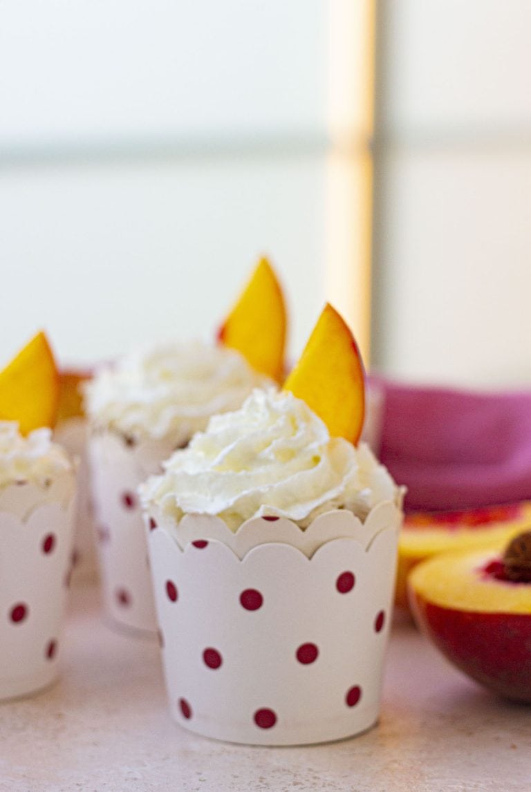 peach cupcakes
