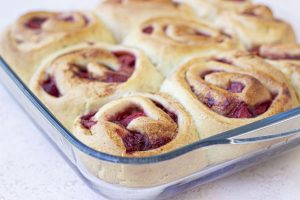Strawberry Cinnamon Rolls filling step 5b
