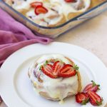 strawberry cinnamon rolls recipe