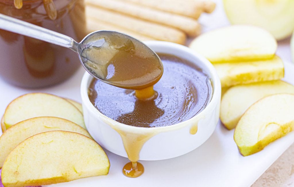 What Does Caramel Dipping Sauce For Apples Taste Like