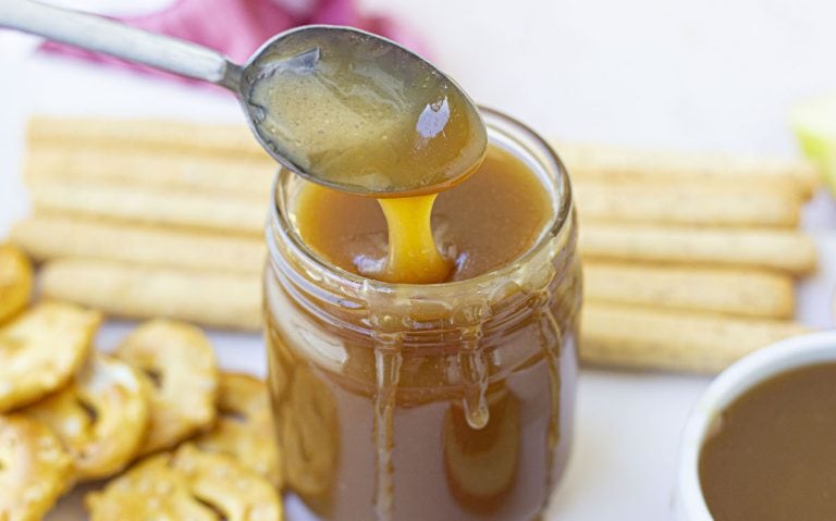Easy Caramel Dip For Apples