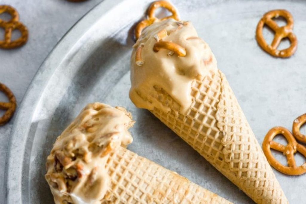 SALTED CARAMEL PRETZEL ICE CREAM BY PASTRY WISHES