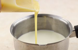 How to Make Pumpkin Spice Creamer