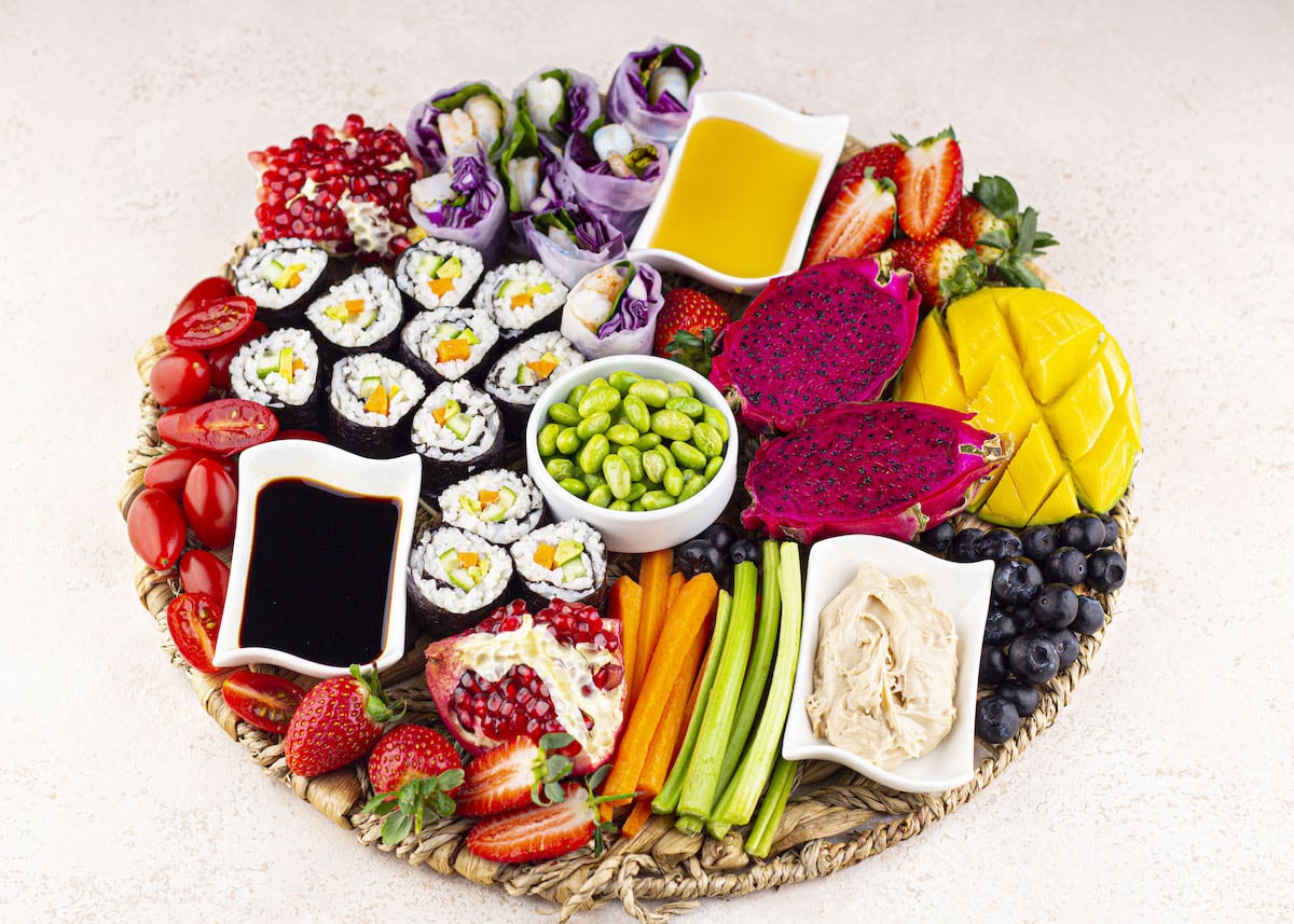 25-platter-ideas-that-ll-instantly-upgrade-any-party-or-date-night