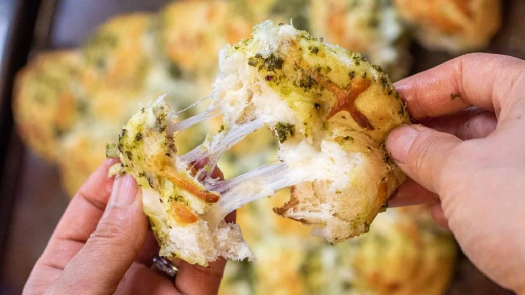 CHEESY PESTO PULL APART ROLLS BY SERVED FROM SCRATCH