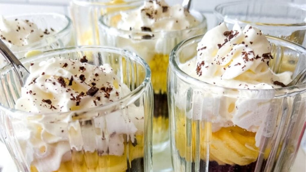 FLUFFY VANILLA MOUSSE PARFAITS BY THE FEATHERED NESTER