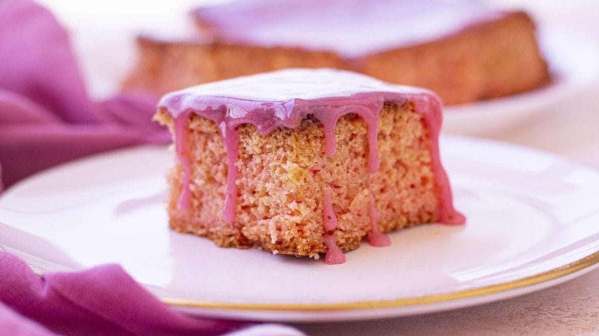 25 Beach Desserts That Can Handle the Heat and the Sand