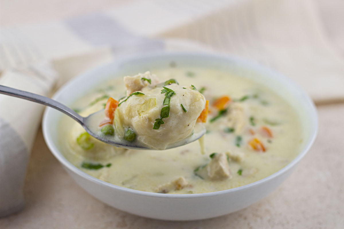 What Does Chicken and Dumplings Taste Like