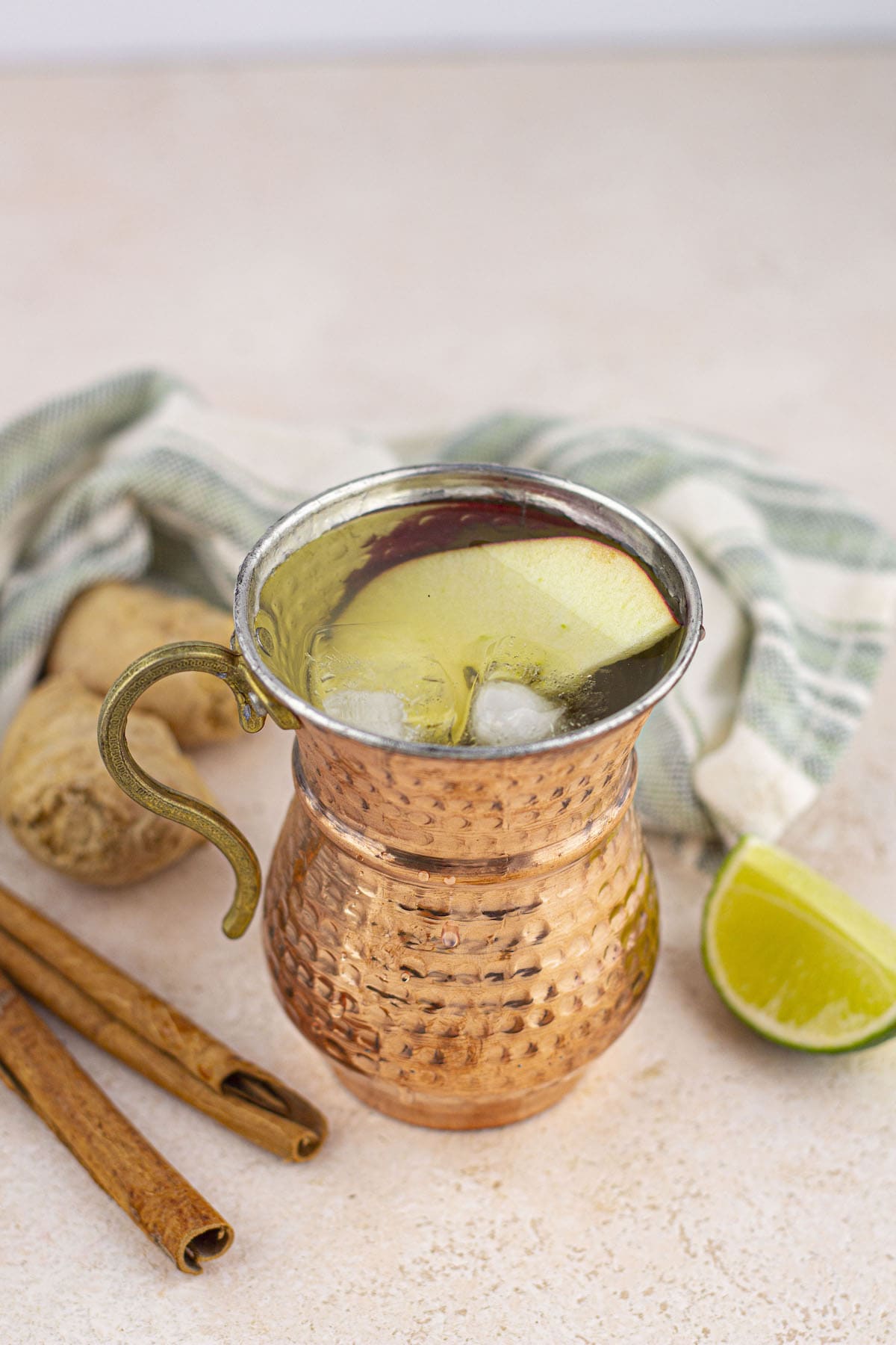 apple cider moscow mule