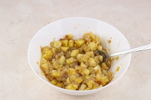 How to Make Apple Pie Cinnamon Rolls