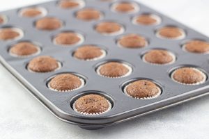 How to Make Christmas Muffins