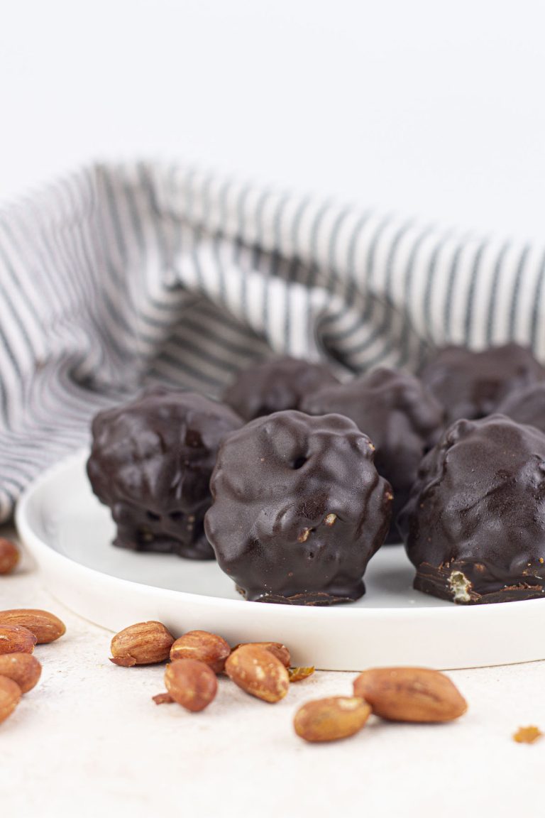 peanut butter balls with rice krispies