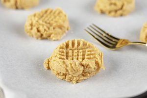 step 9b Peanut Butter and Jelly Cookies