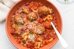 25 Cheap Soup Recipes That Don't Skimp Out On Flavor - Food Plus Words