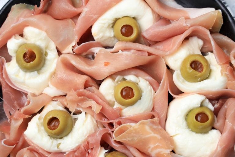 25 Halloween Party Food Ideas Appetizers So Good, They’ll Keep the ...