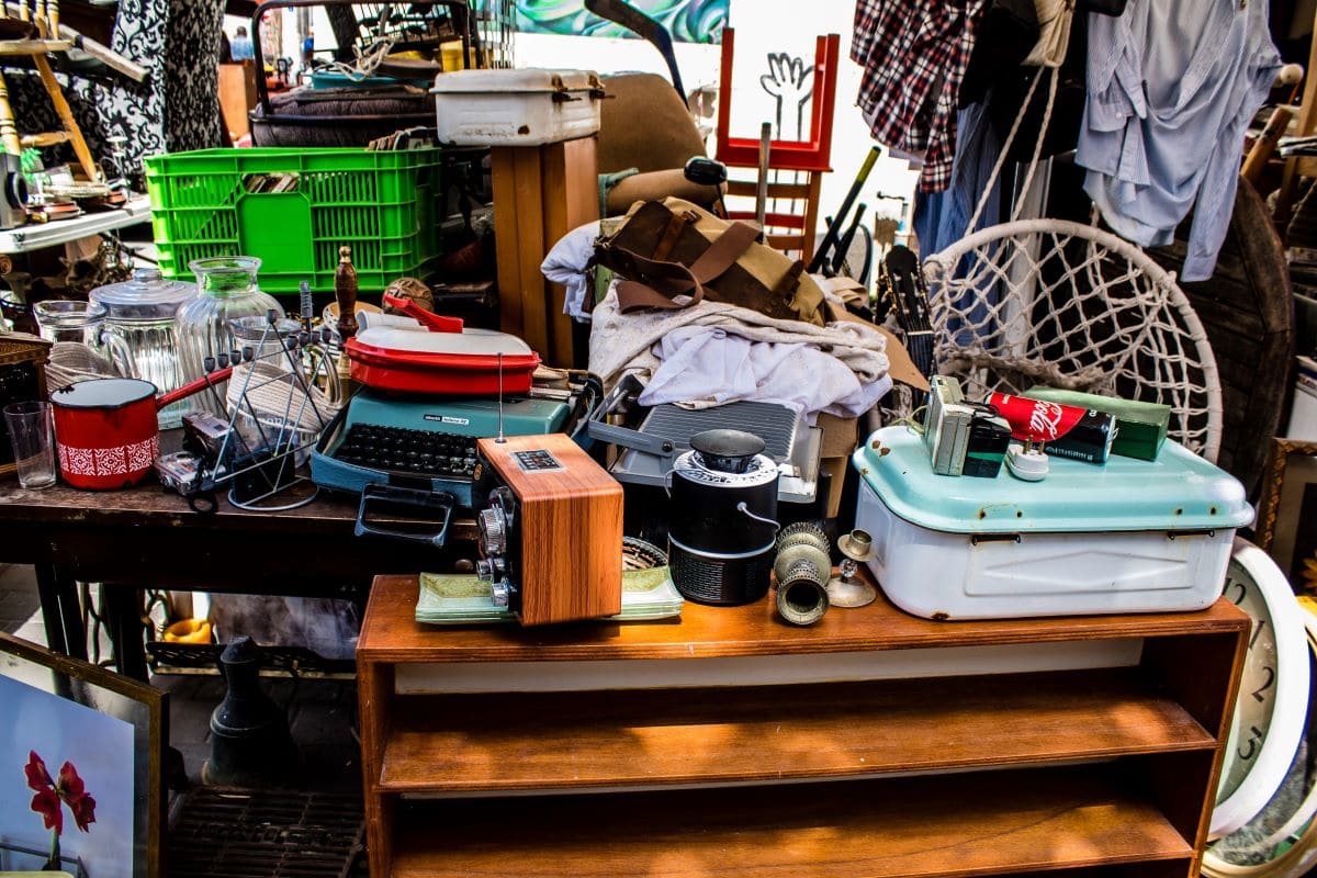 Antique shopsJomahepu@gmail.com