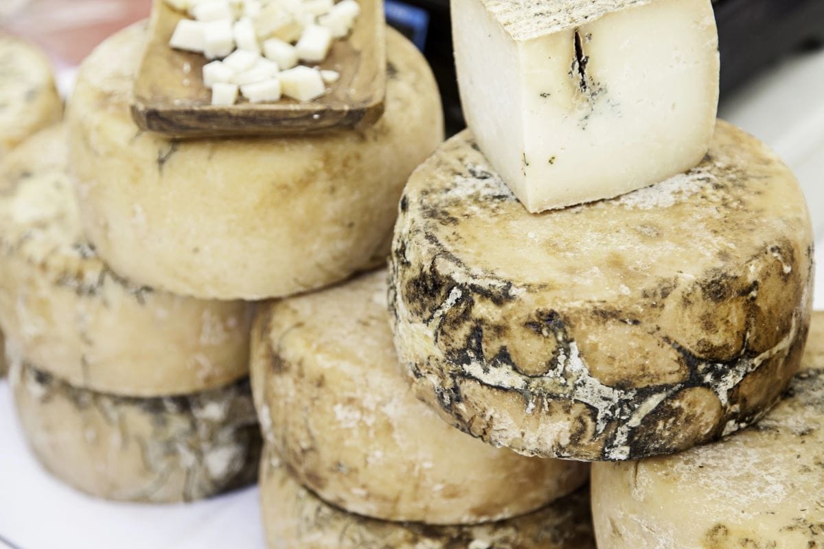 Artisan cheeseesebene photo