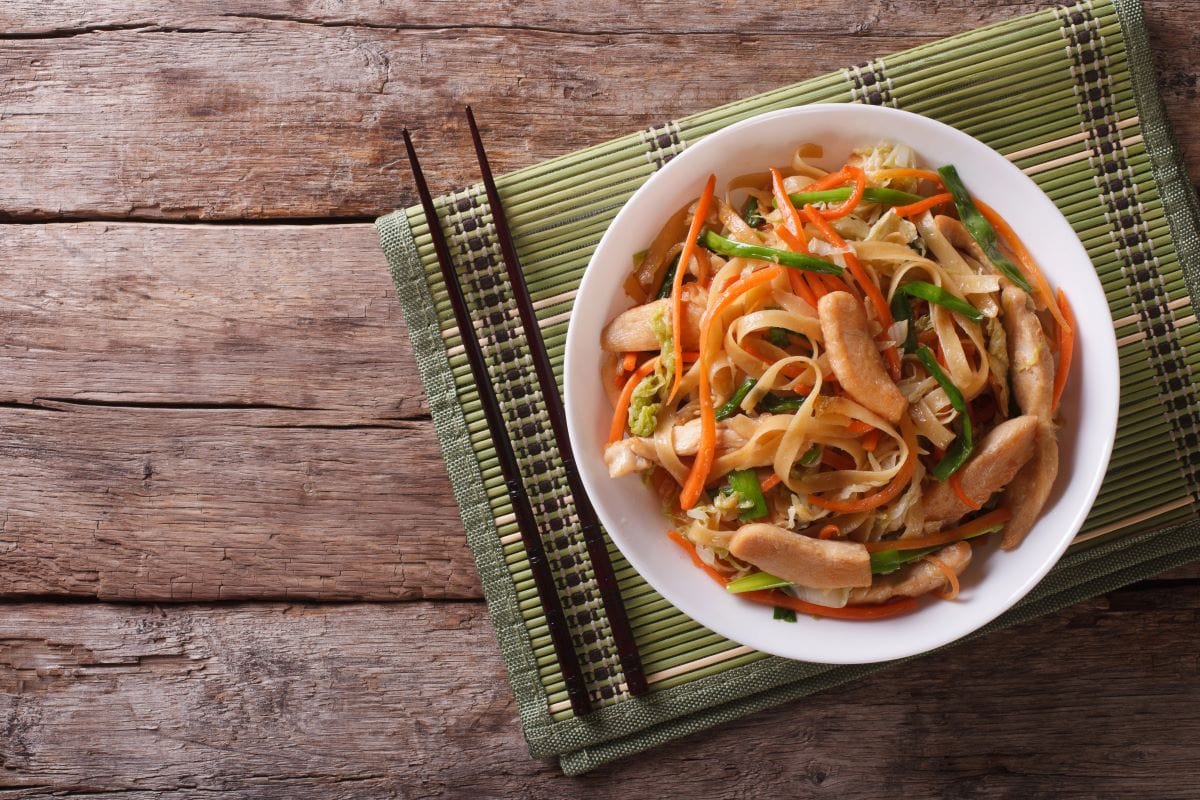 Chicken and noodleslenyvavsha