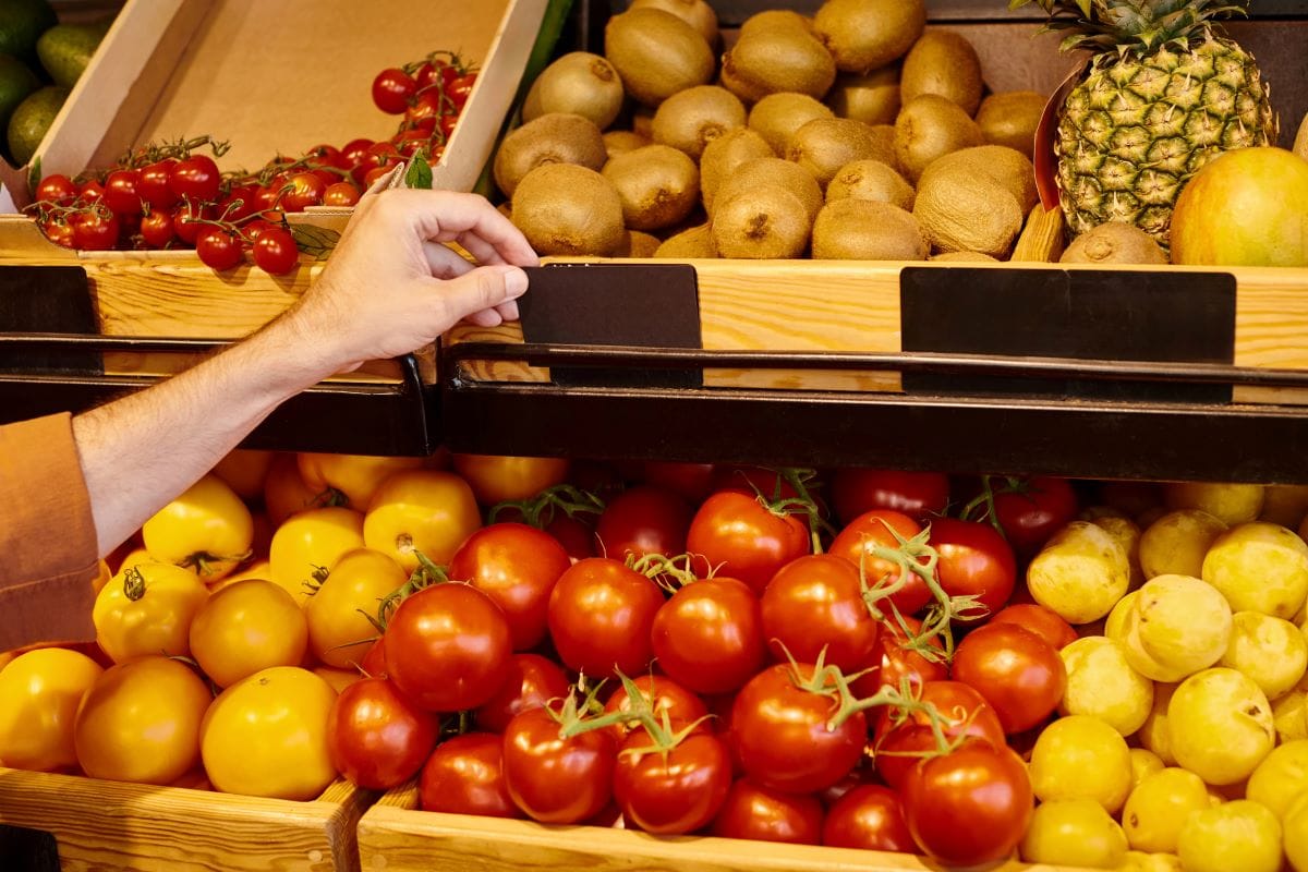 Fram produce in storeIgorvetushko