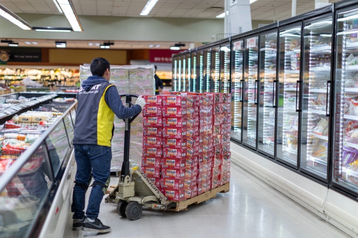 H mart interiorArtyooran.gmail .com 2