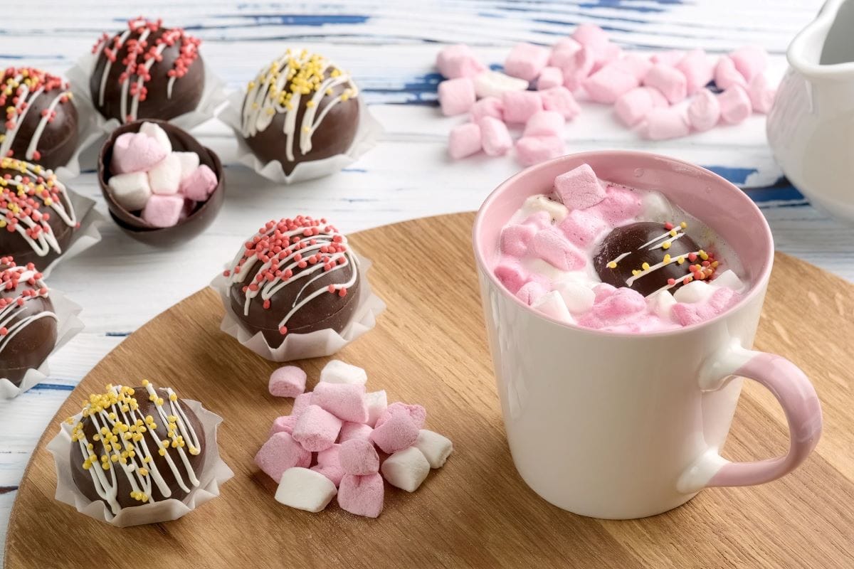 Hot chocolate bombSsuravikin