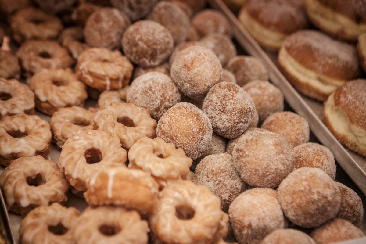 Mass produced baked goodsAlexander lande