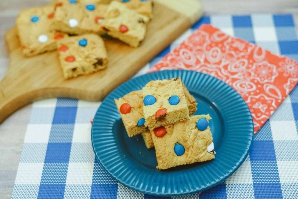 Patriotic Cake Mix Cookie Bars by Two Kids and a Coupon