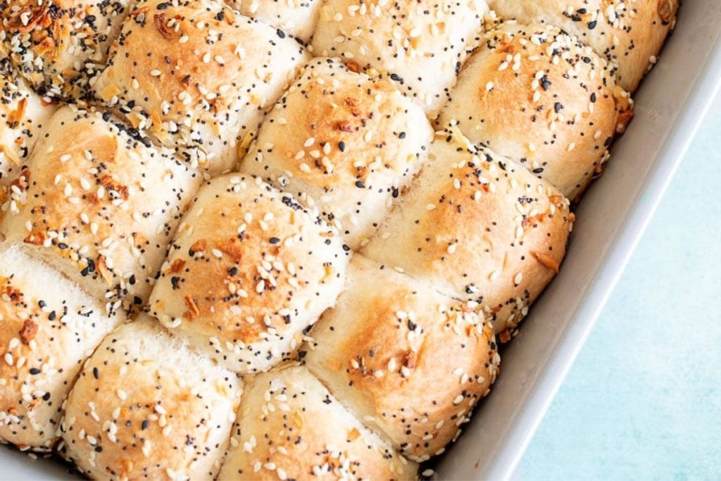 Quick Vegan Dinner Rolls by Healing Tomato