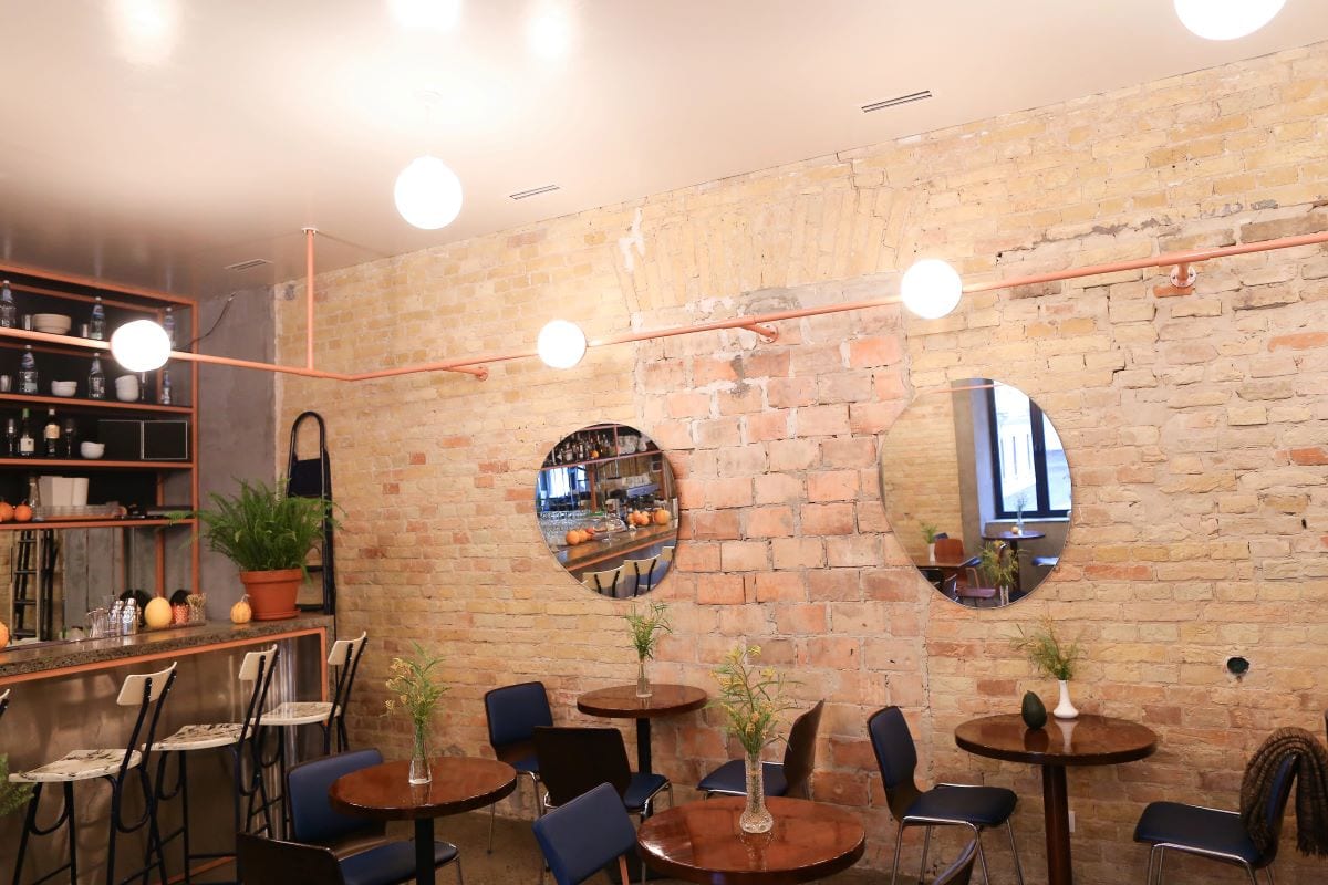 Restaurant with minimalist interiorsisterspro