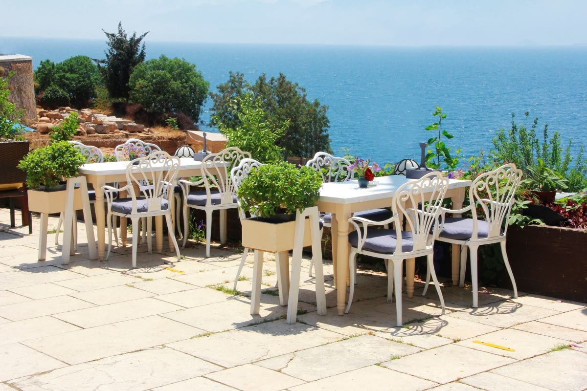 Terrace with water viewMarifranz777.rambler.ru