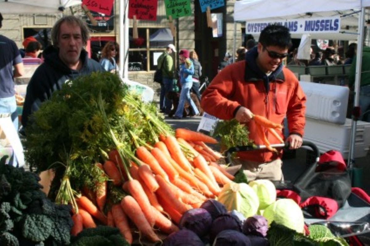 ballard farmers market3