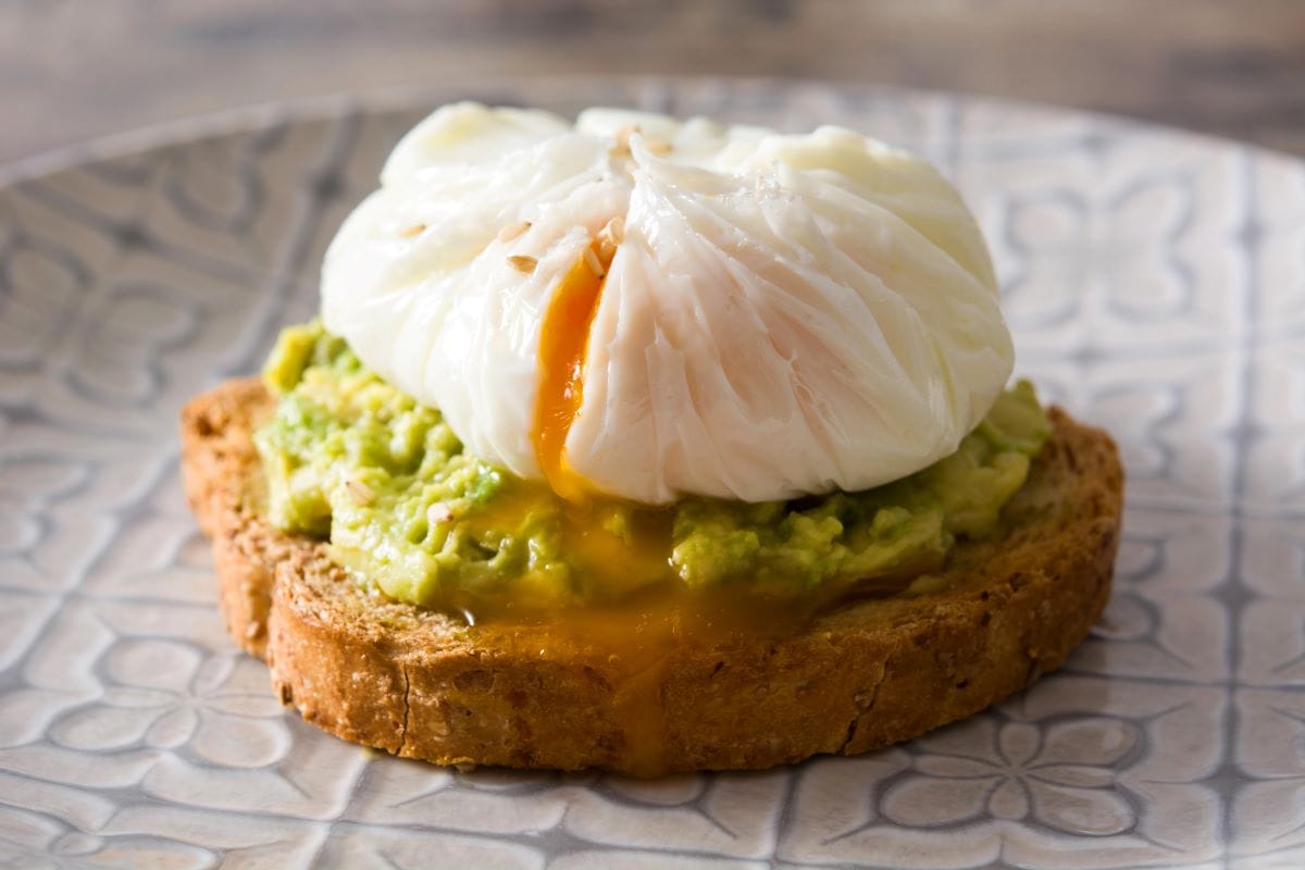 Avocado Toast with Poached EggEtorres69