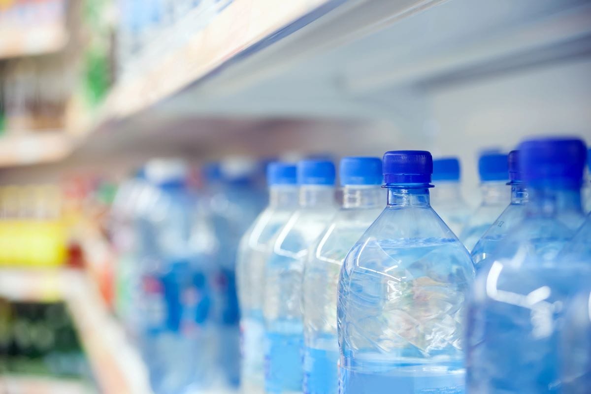 Bottled water in storeDashutka161